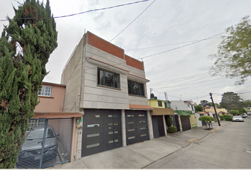 Casa en  Buenos Aires, Valle Dorado, 54020 Tlalnepantla, Méx., México