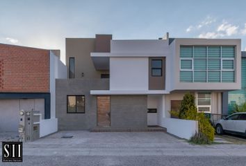 Casa en fraccionamiento en  Mirador De Querétaro, Fracc El Mirador Desarrollo Res, El Marqués, Querétaro, 76240, Mex