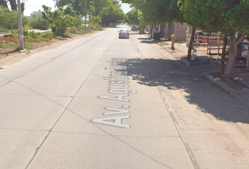 Casa en  Avenida Agustina Ramírez, Álamos Country, Los Mochis, Sinaloa, México