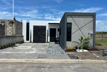 Casa en  Lomas De La Rioja, Veracruz, México