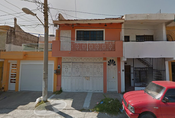 Casa en  Calle Betancourt, Reforma, Mazatlán, Sinaloa, México