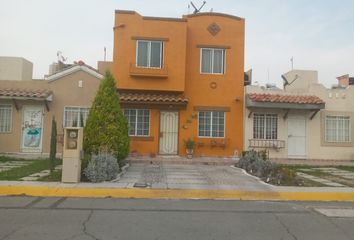 Casa en fraccionamiento en  Paseo Castilla, Pachuca De Soto, Hidalgo, 42119, Mex