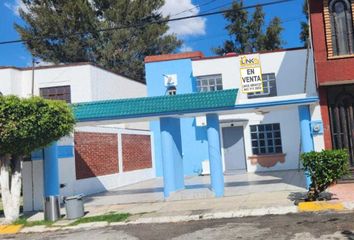 Casa en fraccionamiento en  Calle Capitán José María Berrio 58, Fraccionamiento Riviera Ii, Morelia, Michoacán De Ocampo, 58195, Mex