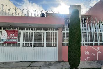 Casa en  Santa Silvia 110, Mz 003, Plazas De San Buenaventura, Toluca De Lerdo, Estado De México, México