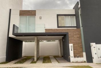 Casa en  San Isidro Juriquilla, Juriquilla, Querétaro, México