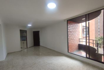 Apartamento en  Los Alamos, Pereira