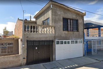 Casa en  Parque Guadiana 608, Armando Del Castillo Franco, 34214 Victoria De Durango, Durango, México