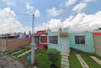 Casa en  Calle Valle De Los Abetos, Tlajomulco De Zúñiga, Jalisco, México