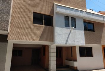 Casa en fraccionamiento en  Chapultepec Sur, Morelia, Michoacán