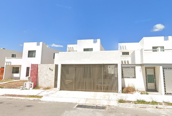 Casa en  Calle 49-d 946, Fraccionamiento Las Américas 2, Mérida, Yucatán, México