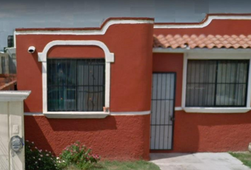Casa en fraccionamiento en  Circuito Ixtepeji 204, La Noria, Oaxaca, México