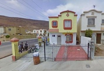 Casa en  C. Homero 619, Villa Residencial Del Rey Ii, Ensenada, Baja California, México