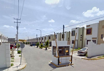 Casa en condominio en  Calle Begoñas, Villa Florida Sector B, Vista Hermosa, Reynosa, Tamaulipas, México