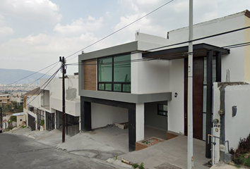 Casa en  Cumbres, 5a. Avenida, Cumbres 1º Sector, Monterrey, Nuevo León, México
