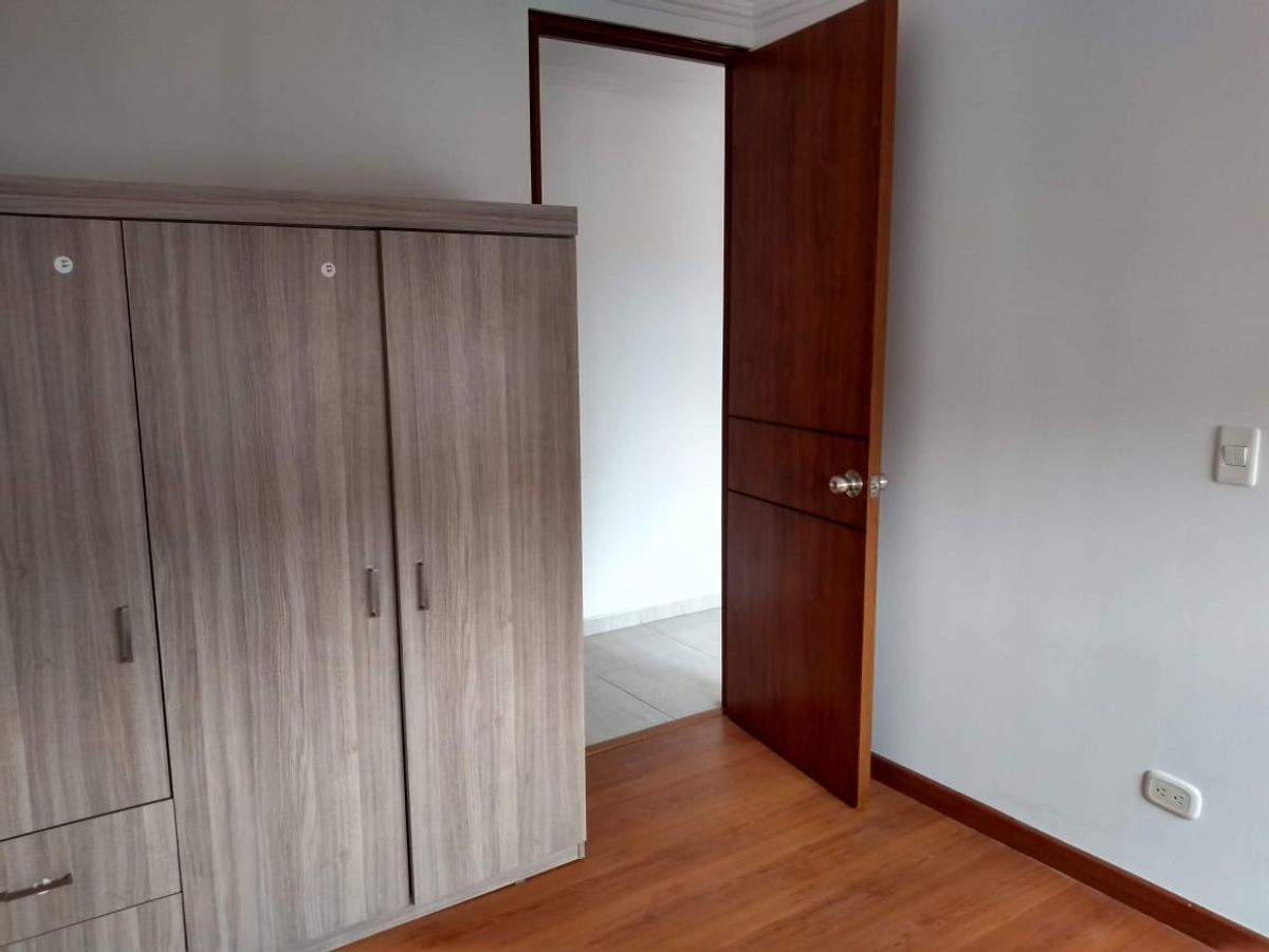 Apartamento en arriendo Urbanización El Pinar (Madrid) en Urbanizacion El Pinar