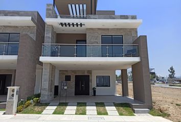 Casa en  Carretera Federal México Laredo, San Pedro Nopancalco, Pachuca De Soto, Hidalgo, 42084, Mex