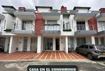 Casa en  Cataluña, Villavicencio