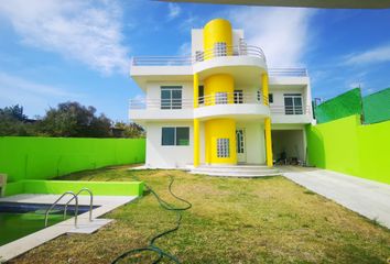Casa en fraccionamiento en  Jardines De Tlayacapan, Morelos, México