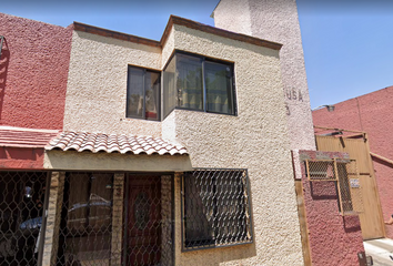 Casa en  Siracusa No. 43, Lomas Estrella 2da Sección, Ciudad De México, Cdmx, México