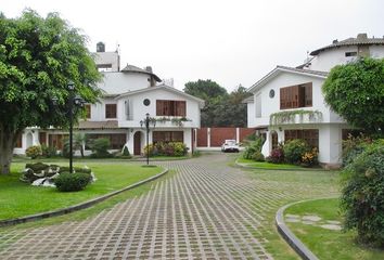 Casa condominio en  Campo Verde, La Molina, Perú