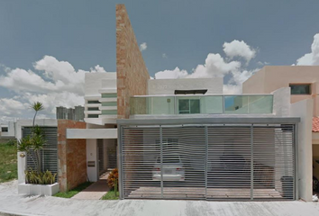 Casa en  Calle 18c 406, Colonia Altabrisa, Mérida, Yucatán, México