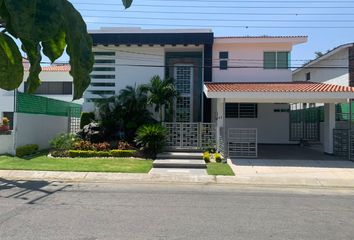 Casa en fraccionamiento en  Calle Emiliano Zapata 22-39, Centro Cocoyoc, Cocoyoc, Yautepec, Morelos, 62736, Mex