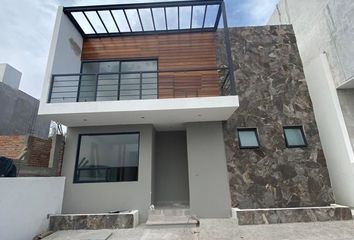 Casa en  Lomas De Juriquilla, Misión De San Francisco, Fracc. Lomas De Juriquilla, Santa Rosa Jáuregui, Querétaro, México