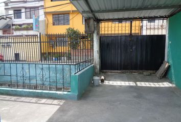 Casa en  Tienda Viveres Ignacio, Calle E5, Quito, Ecu