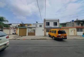 Casa en  Huancavilca Norte, Guayaquil, Ecuador