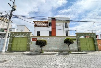 Casa en  Mariano Tinajero & Liborio Madera, Quito, Ecuador