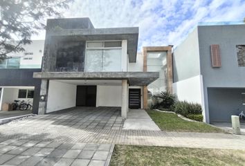 Casa en fraccionamiento en  Fraccionamiento Lomas De  Angelópolis, San Andrés Cholula