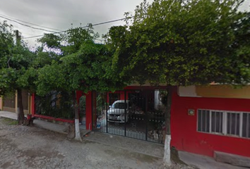 Casa en  Roberto Fierro, Lázaro Cárdenas, Tepic, Nayarit, México