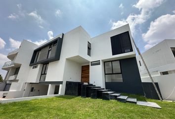 Casa en  Puerta Las Lomas Condominio, Avenida Universidad, Fracc. Puerta Las Lomas, Zapopan, Jalisco, México