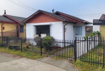 Casa en  Calle Barcelona 1885-1899, Puerto Montt, Llanquihue, Los Lagos, 5480000, Chl