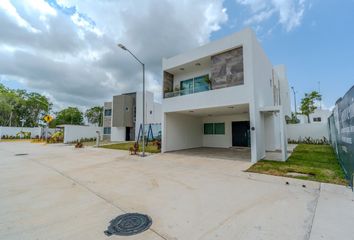 Casa en  Calle Sabancuy, Villa Maya Riviera, Playa Del Carmen, Solidaridad, Quintana Roo, Mex