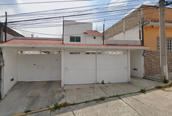 Casa en  Calle San Mateo 61, Margarita Maza De Juárez, Ciudad López Mateos, Estado De México, México