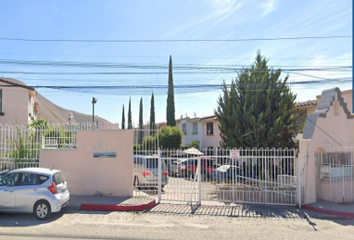 Casa en  Av. Aguila Pescadora, Baja Maq El Aguila, Tijuana, Baja California, México