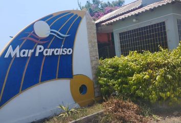 Terreno Comercial en  Playas, Ecuador