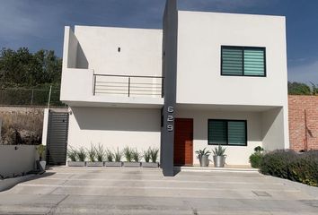 Casa en  Lomas De Juriquilla, Misión De San Francisco, Fracc. Lomas De Juriquilla, Santa Rosa Jáuregui, Querétaro, México