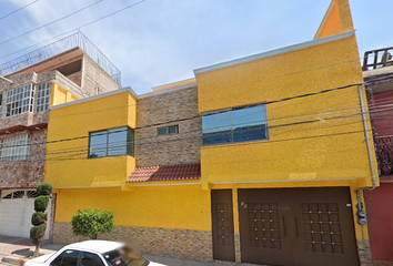 Casa en  Maravillas, 57410 Cdad. Nezahualcóyotl, Méx., México