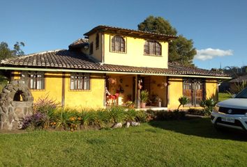 Hacienda-Quinta en  Pintag, Quito, Ecuador