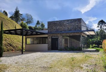 Villa-Quinta en  Vereda Quirama, El Carmen De Viboral, Antioquia, Colombia