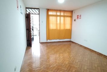 Local comercial en  Av. Angélica Gamarra 653, Los Olivos, Perú