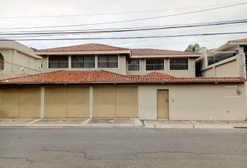 Casa en  Urbanización Puerto Azul, Guayaquil, Ecuador