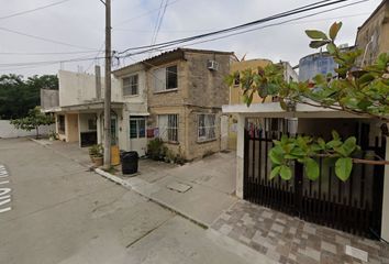 Casa en  Río Plata, Laderas De Vista Bella, 89367 Tampico, Tamps., México