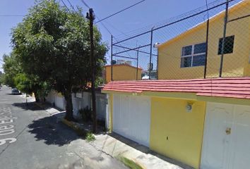 Casa en  Habitacional Viveros Del Valle, Tlalnepantla De Baz, Estado De México, México