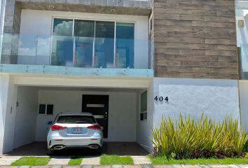 Casa en fraccionamiento en  Blvd. Forjadores De Puebla, Barrio De Jesús Tlatempa, Cholula, Puebla, México