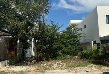 Lote de Terreno en  Aqua Residencial, Avenida Huayacán, Cancún, Quintana Roo, México
