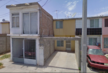 Casa en fraccionamiento en  Argentita 557, Pedregal Del Valle, Torreón, Coahuila De Zaragoza, México