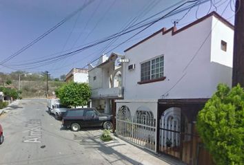 Casa en condominio en  Alma Mater 3645, Balcones De Aztlán (residencial Lic Raúl Frías), 64165 Monterrey, N.l., México